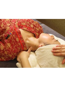 首・肩のつらさを改善したい