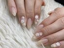 シンプルフラワーネイル