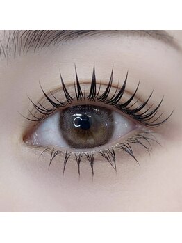 ユル(yur)の写真/モテ可愛な目元で自分史上最高の目元を演出♪自然なのに目力UP！目元の印象を変えて、魅力的なお顔に☆