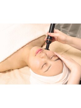 ホウレイ線・たるみ改善！予防ケア