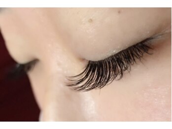 レミア 関内(REMIA)/フラットラッシュ１４０本！