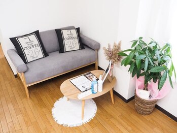 アポン(Apom)/ゆったりくつろげる待合所★