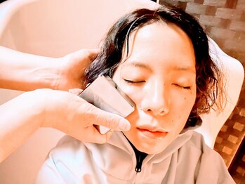 ヨサパーク アオバ(YOSAPARK AOBA)/フェイシャルリンパマッサージ