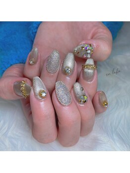 スマイル ネイル ラボラトリー(Smile nail laboratory)/Free art/シャンパンネイル