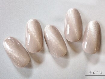 エクリュ(ecru)/マグネットネイル