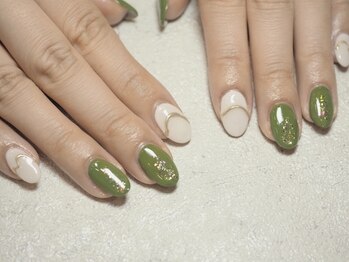 B's amor 大府店 Nail design