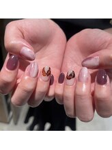 ザラボアングゥ(The Labo ungu)/キラキラビジューネイル