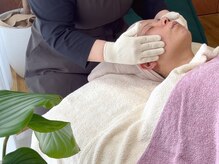 ヘッドトゥトウ(Head to Toe)/疲れ顔に、顔筋ほぐしコリ撃退！