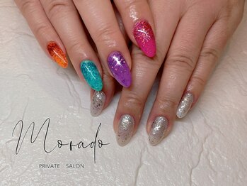 モラド(MORADO)/ツートーンカラフルネイル