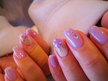 アロアロネイル(aloalo nail)の写真