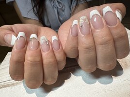 フレンチフラワーネイル