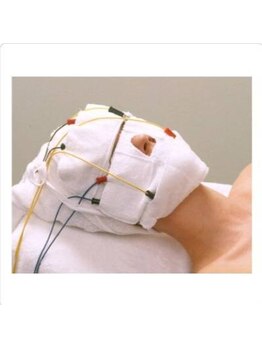 エステサロン さくら 中山ミレニティ店の写真/【4STEP毛穴ケア＋凄腕リンパフェイシャル】自己流ケアでは追い付かなくなった開き・たるみ毛穴の集中ケア!