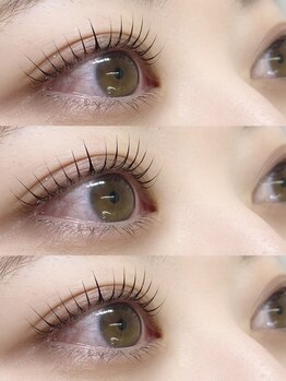 エルプラス(elu+)の写真/【デザイン豊富なまつ毛パーマでぱっちりもナチュラルも叶う☆】