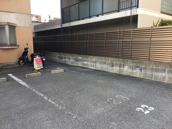 ミニョンアイラッシュデザインサロン くずは店/【駐車場案内-6】コチラの23番