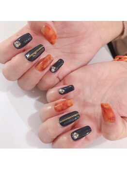 インビテーション(invitation)/べっ甲&パールネイル