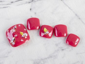 シシ(SiSi)/#フット #パール #赤ネイル