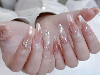 アディクトウラ ネイル(Addict'ula nail)/チークネイル/ガラスフレンチ