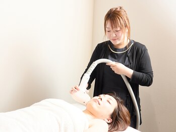 リファイン(Refine)の写真/【大人気☆まるごとお顔脱毛+セルフホワイトニング¥5,500】透明感あふれるお肌と白く美しい歯で好印象に♪