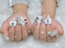 ベルグローアルファネイル(BELLE GROW ALPHA NAIL)/白☆ゴテゴテネイル