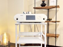 サロン タエンの雰囲気(最上位機種ER100を完備。深部加温で理想のラインへ導きます。)