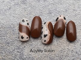ブラウンニュアンスネイル
