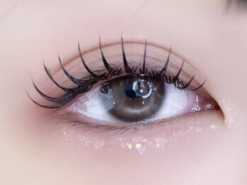 セレブヒルズ 加古川店(Celeb Hill's)の写真/パリエク【上まつげパーマ×束感エクステ80本¥8800】お得なセットメニューが大人気◎