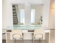 ポーラ ザ ビューティ 松山南はなみずき店(POLA THE BEAUTY)の雰囲気（メークルーム。エステ後はメークサービスもご用意しております。）