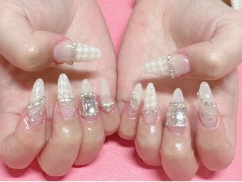 スリーライオン(threeLion)の写真/【贅沢盛り放題!フルアート10本し放題】埋め尽くし＆ビジュー盛りもお任せください。持込デザインOK◎