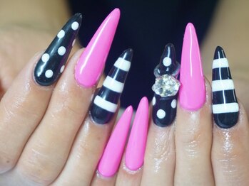 サロン デ ミランダ(Salon de Miranda)の写真/【スカルプ対応可能!★】シンプル~こだわりデザインまで◎気分に合わせつつ,美しく「魅せる」指先へ♪