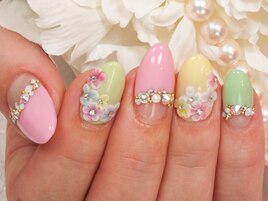 お呼ばれにも！上品ネイル♪