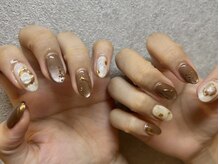 サイン(sin.)の雰囲気（パラジェル対応サロン◆シンプルなのにどこか凝ったデザイン.）