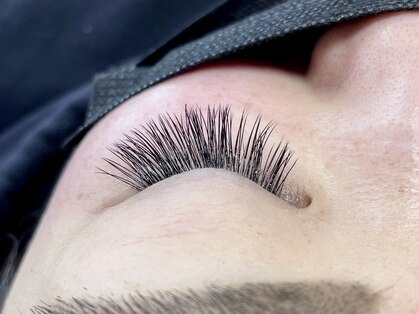 アリナラッシュ(ARINA LASH)の写真