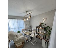 リクライニングソファーでネトフリ見ながらまったり施術♪