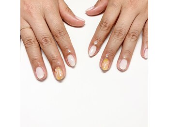 アイリッシュネイル 久屋大通店(Irish Nail)/ホワイト×オレンジ