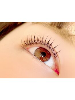 ナチュラル上品な目元にしたい