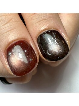 パダアット ヴァラネイル 天神南店(PADA at VALLANAIL)/夜空ネイル/月パーツ/星パーツ