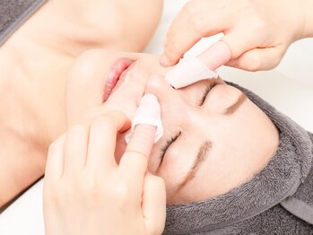 メゾン ミニョンヌ(maison mignonne)の写真/頑固な毛穴の黒ずみ徹底に大掃除！「今までにない肌触り」が叶う、感動の毛穴ケア体験◎