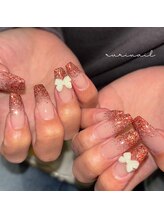 ネイルアバンス 泉大津店(Nail AVANCE.)/ラメグラデーションネイル