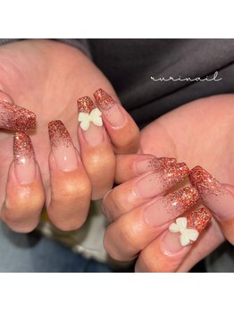 ラメグラデーションネイル