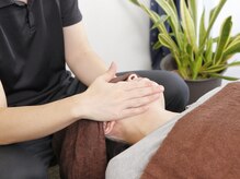 整体サロン アルガー(ALUGAR)の雰囲気(目の疲れや顔まわりの筋肉をほぐして左右対称の小顔でスッキリ♪)