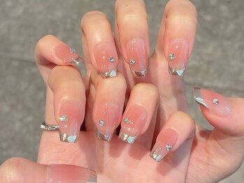 大人シンプルネイル