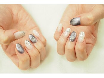 ネイルサロン ホヌ(HONU)/トレンドアートコース¥8650