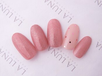 ラルナ ネイルアンドアイラッシュサロン(LA LUNA nail & eyelash salon)/12月11月◇定額ナチュラル◇