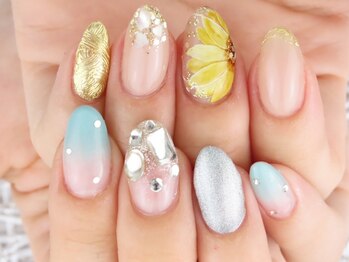デコルネイル(Decor nail)の写真/西梅田駅3分・JR大阪駅5分!HANDワンカラー・グラデ オフ込み3900円～☆FOOTオフ込み4000円～☆
