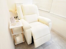 アンブラ 梅田北店(Ambra)の雰囲気（施術ブースは個室なので隣を気にせずにおくつろぎいただけます☆）