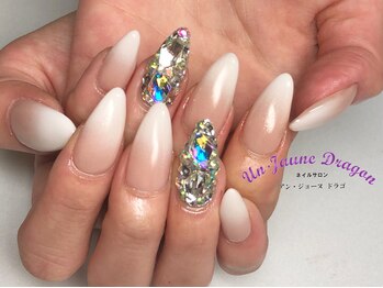 アン ジョーヌドラゴ/【ロングネイル】ベイビーブーマ