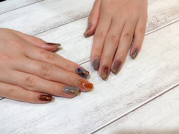 ネイルアルケー(Nail ARCHE)/ニュアンスアシメ