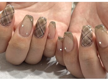 スワローネイルアイ(swallow nail eye)/チェックネイル