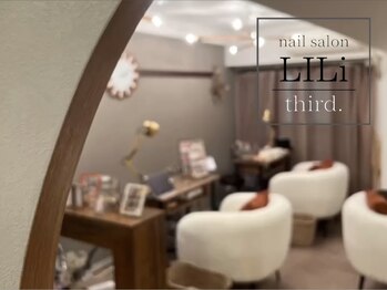 リリサード(LILi third.)