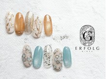 エアフォルク 銀座(ERFOLG)/お花でキレイめな雰囲気に！